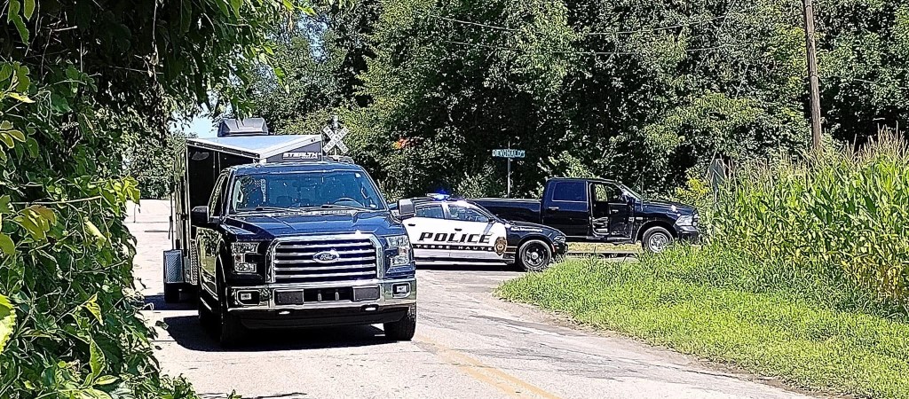 Suspect from search wanted in connection to shooting of teenager in Danville,&nbsp;Illinois